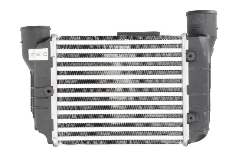 Enfriador de aire de carga (intercooler) NRF 30753 para Audi A4 B6