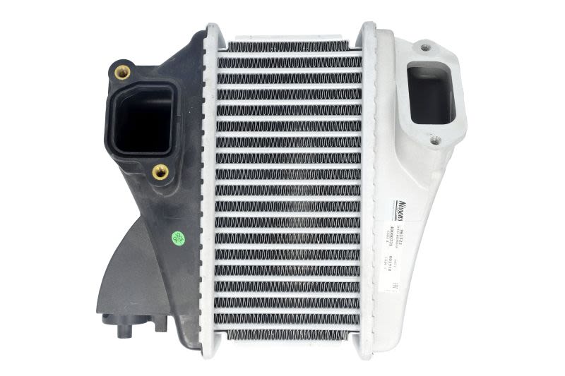 Enfriador de aire de carga (intercooler) NISSENS 961522