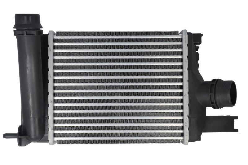 Enfriador de aire de carga (intercooler) NRF 30379 para Renault Clio IV