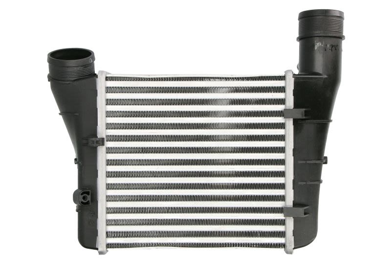 Enfriador de aire de carga (intercooler) NISSENS 96549