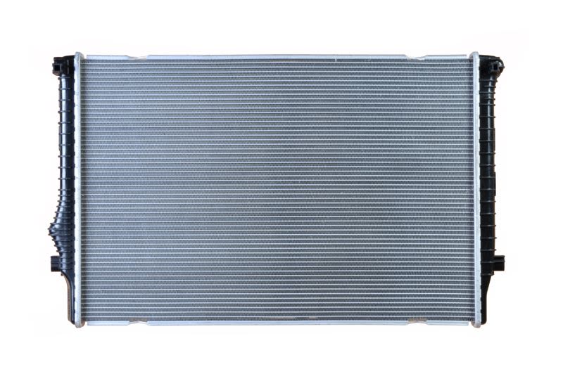 Radiador de motor NRF 58437 para Audi A3