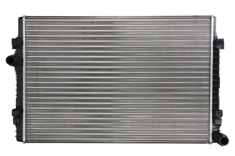 Radiador de motor THERMOTEC D7W017TT para Audi A3