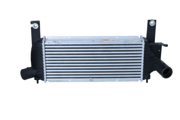 Enfriador de aire de carga (intercooler) NRF 30527 para Nissan NP300