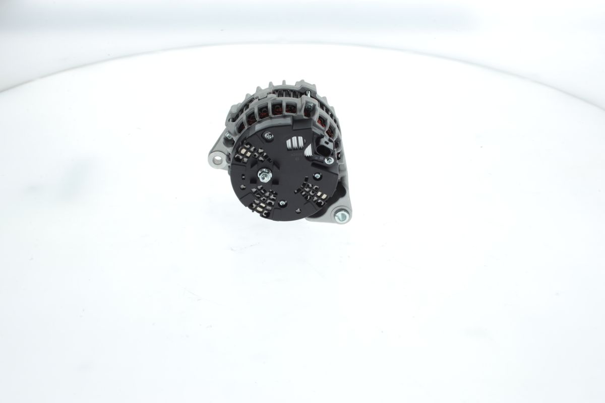 Alternador BOSCH 1 986 A01 504 para Iveco Daily VI F1CE3481C-F1CGL411C