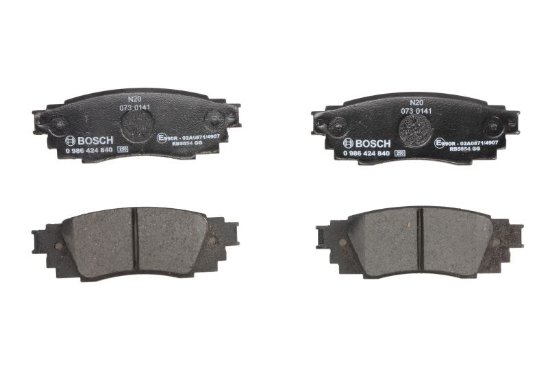 Pastillas de freno de disco BOSCH 0 986 424 840 para Toyota Yaris Cross