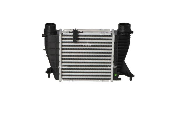 Enfriador de aire de carga (intercooler) NRF 30507 para Renault Clio III