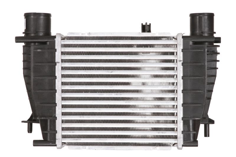 Enfriador de aire de carga (intercooler) NRF 30866 para Renault Clio III