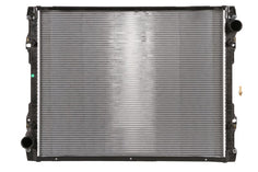 Radiador de motor NISSENS