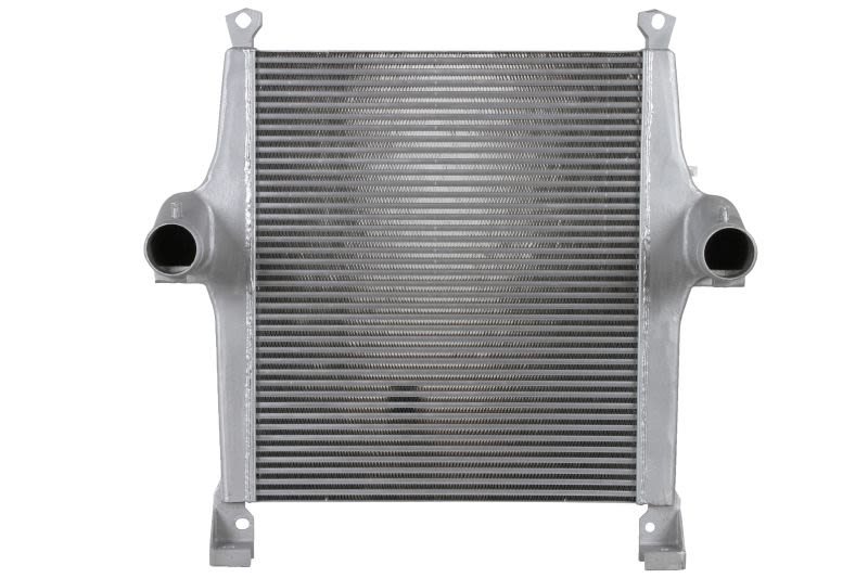 Enfriador de aire de carga (intercooler) NISSENS 97047 para Iveco S-Way