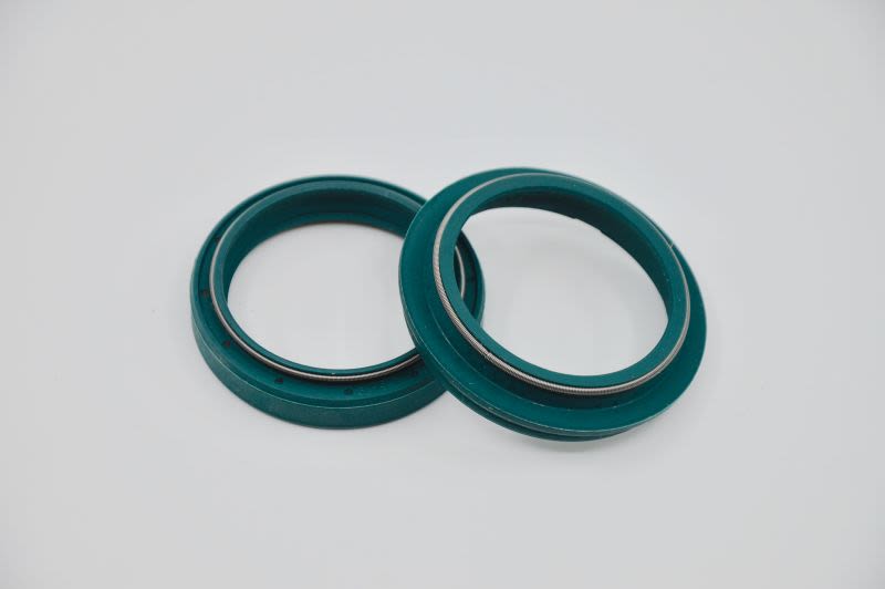 Juego de retenes de suspensión delanteros SKF KITG-43S para Aprilia NA 750/850/1000