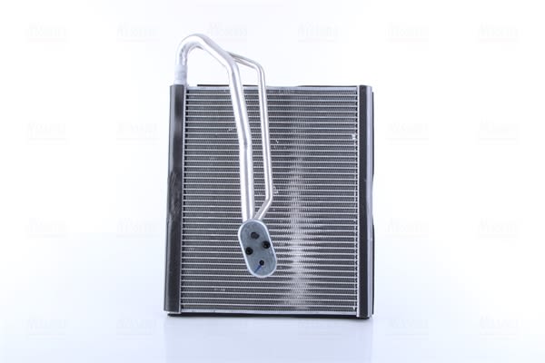 Evaporador, aire acondicionado NISSENS 92305 para Mercedes-Benz Atego 3 471.943-OM936.916